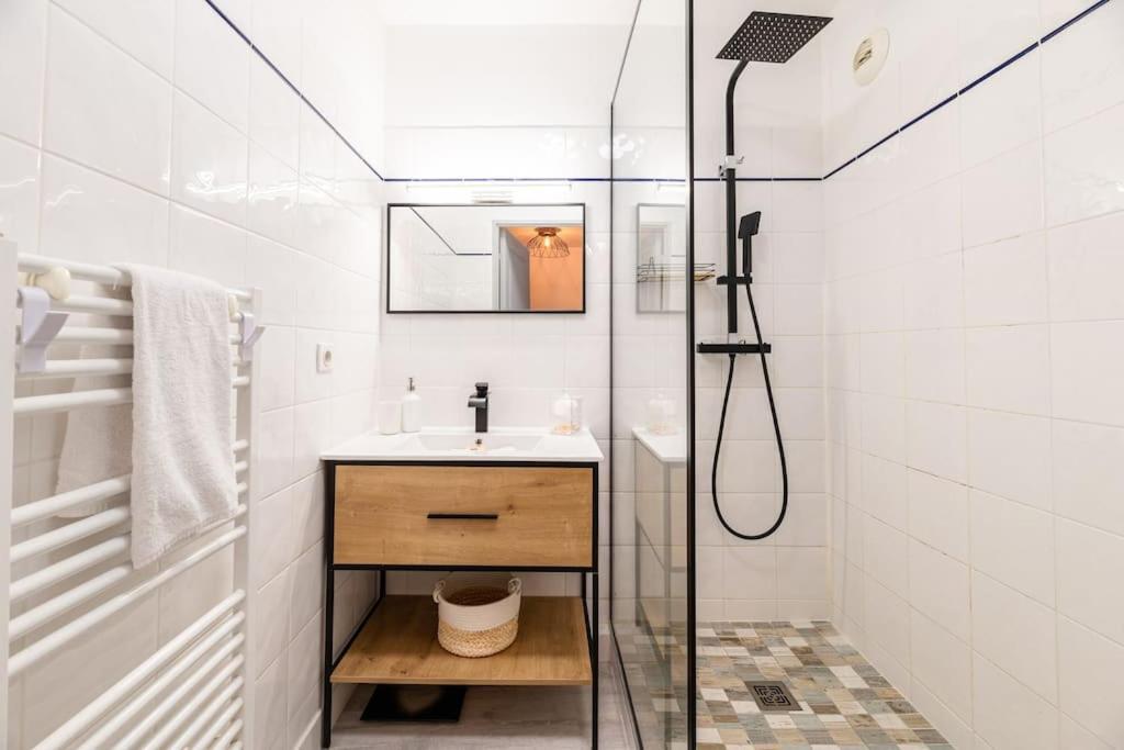 Appartement Cosy Au Centre Ville De Menton Exterior foto